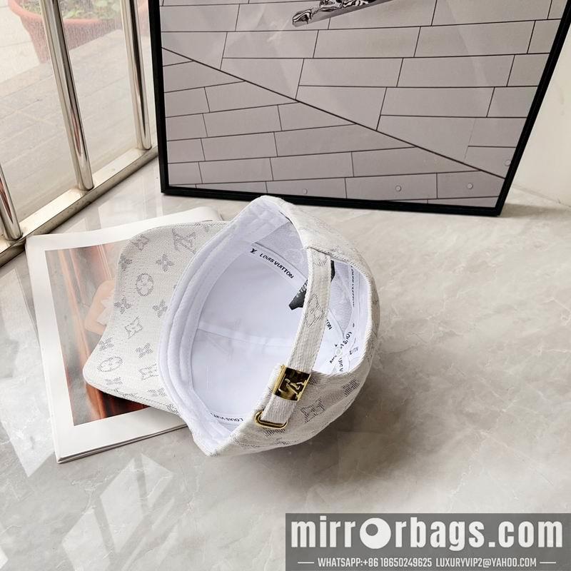 LV Hat 050704