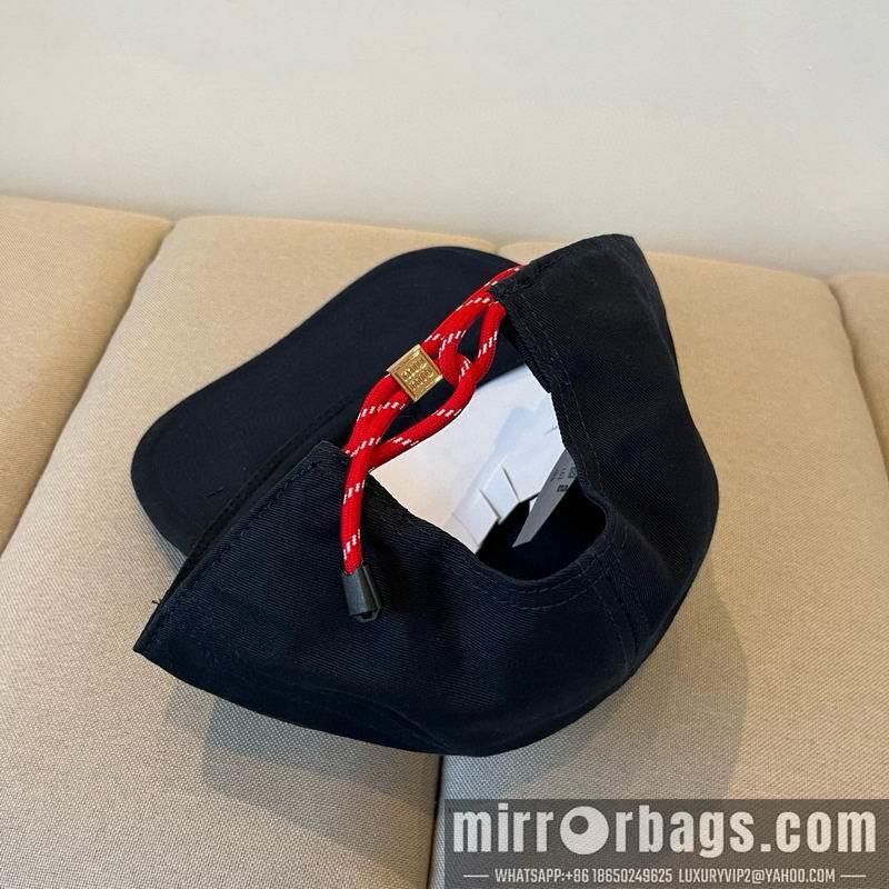 Miumiu Hat dx32