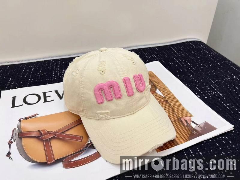 Miumiu Hat dx72