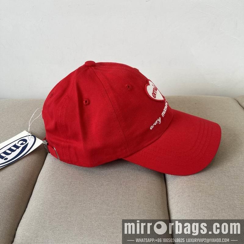 Emis Hat dx07
