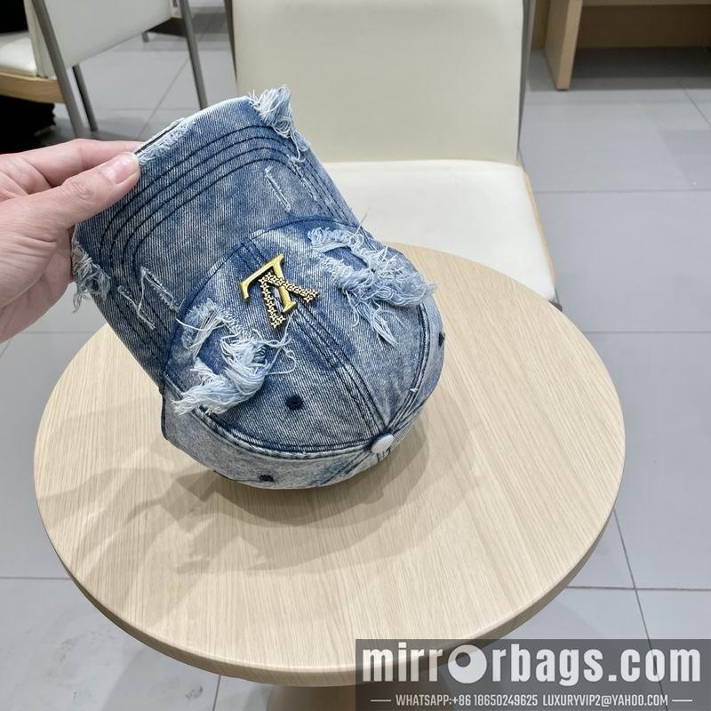 LV Hat 030743