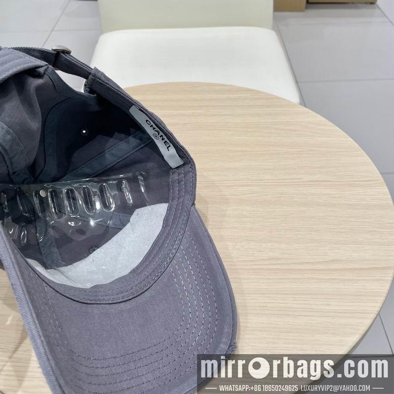 LV Hat 041405