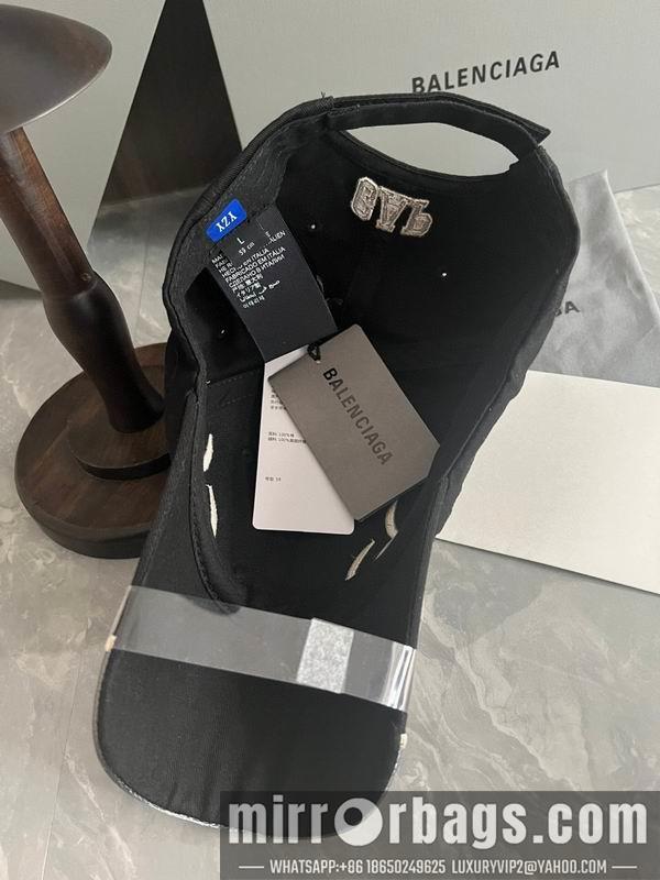 Balenciaga X Gap X Yeezy Hat dx02