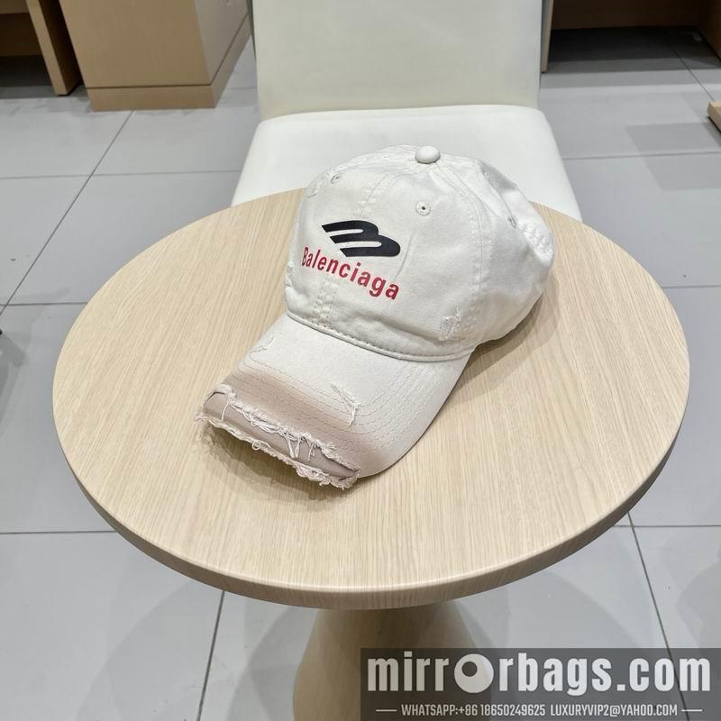 Balenciaga Hat 041402