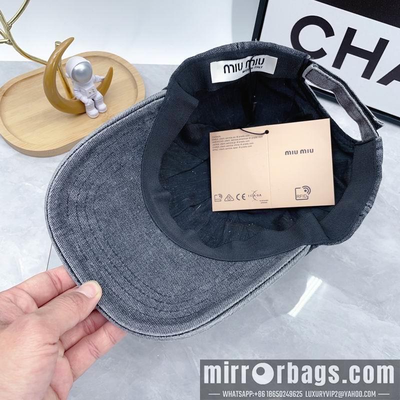 Miumiu Hat dx21