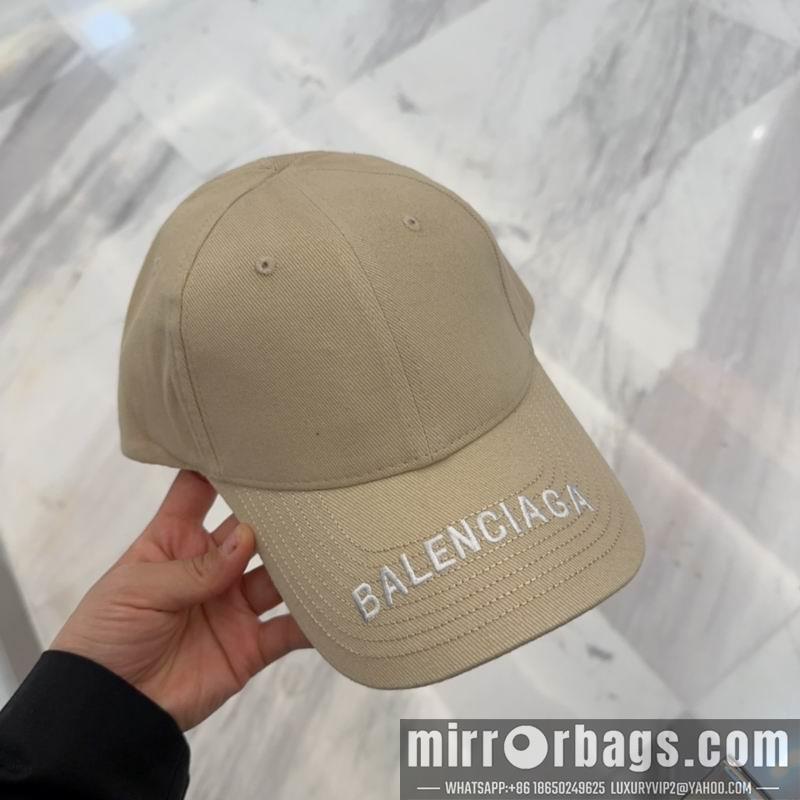 Balenciaga Hat dx75