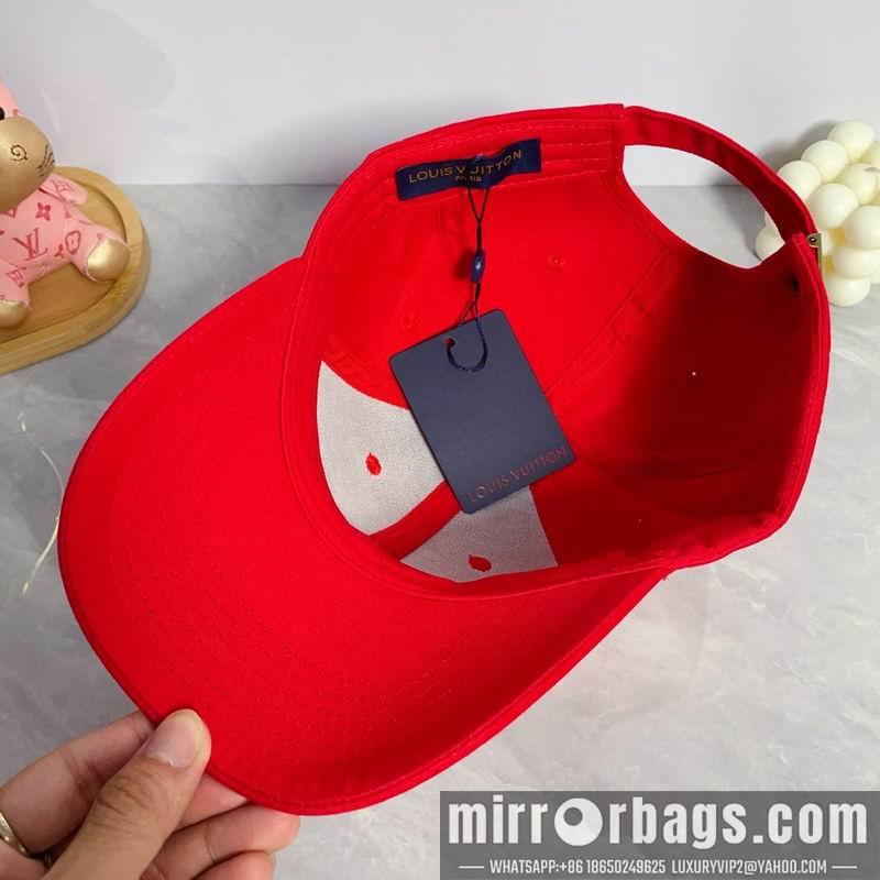 LV Hat dx39