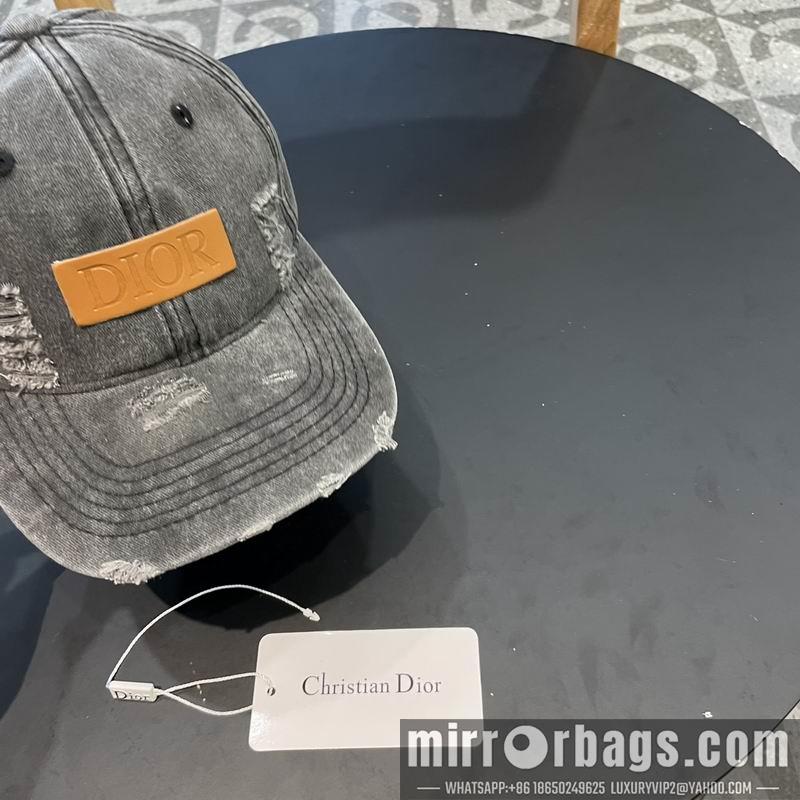 Dior Hat 050707
