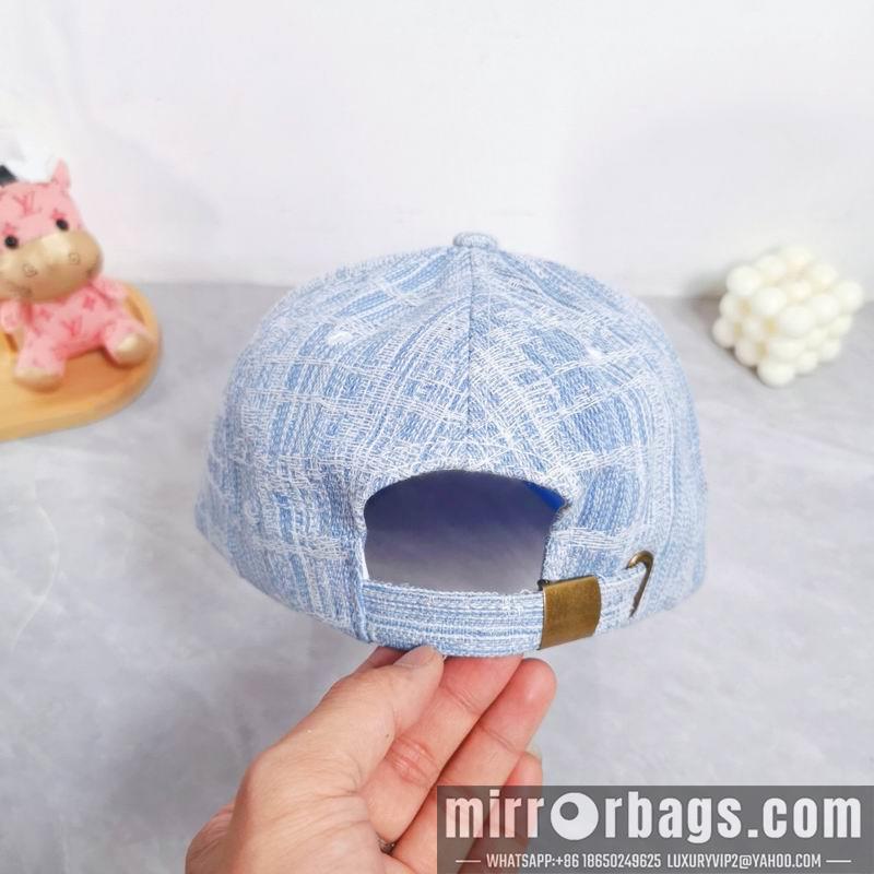 Celine Hat dx14