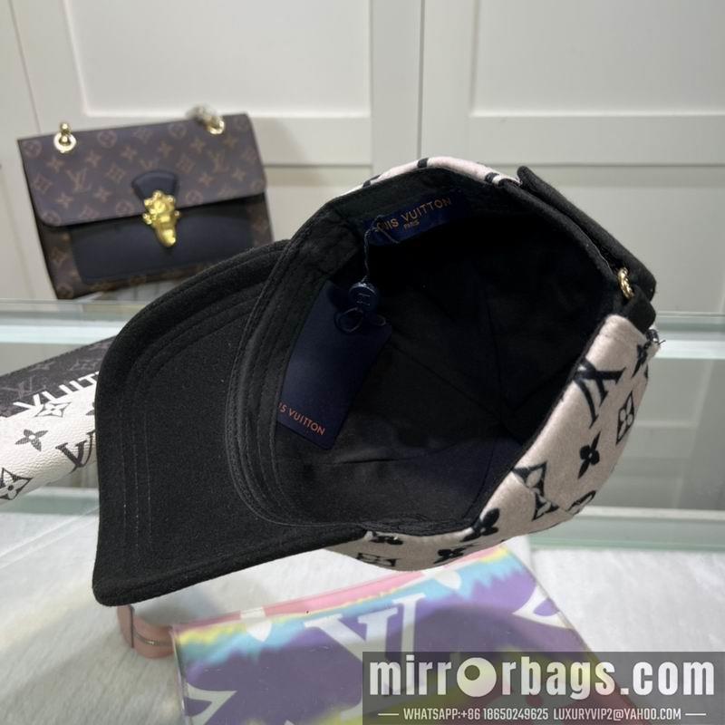 LV Hat dx115