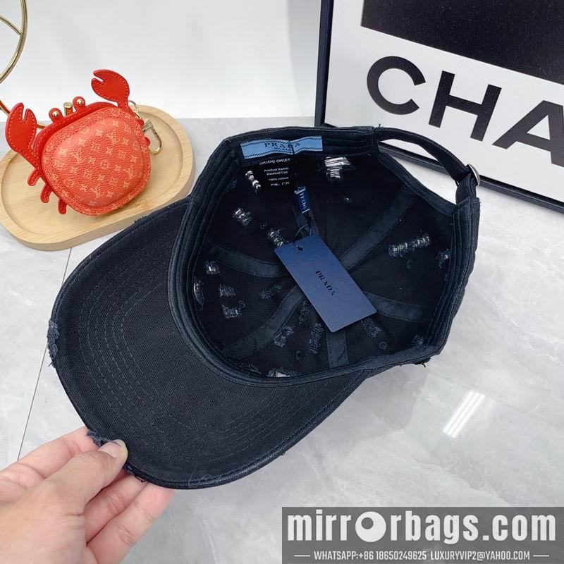 Prada Hat dx13