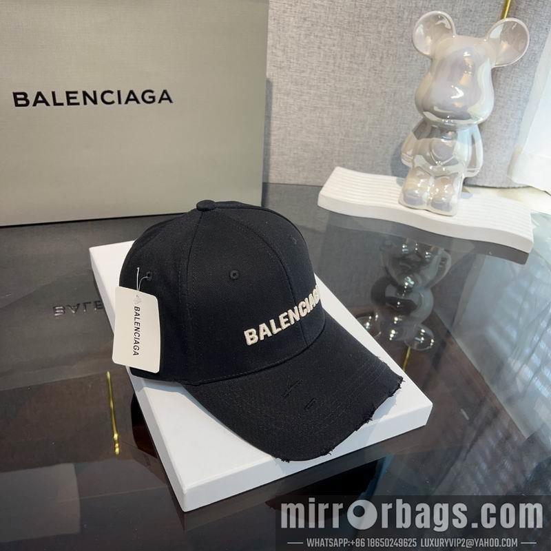 Balenciaga Hat dx06