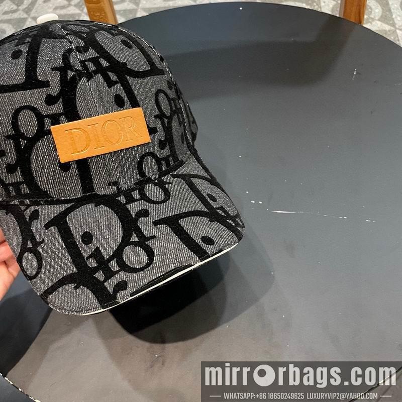 Dior Hat 032001