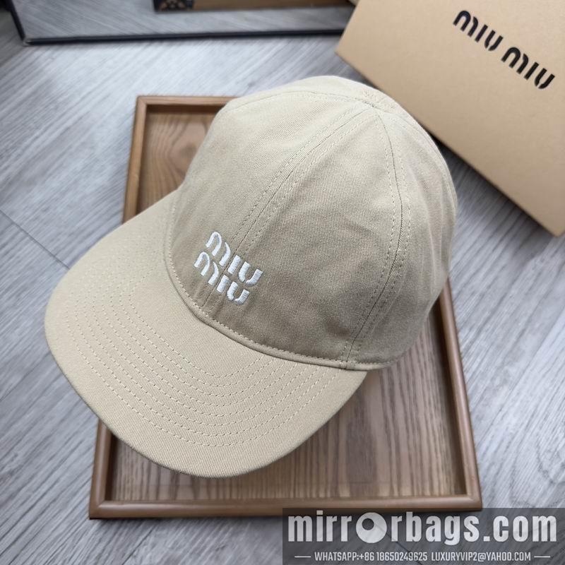 Miumiu Hat dx62