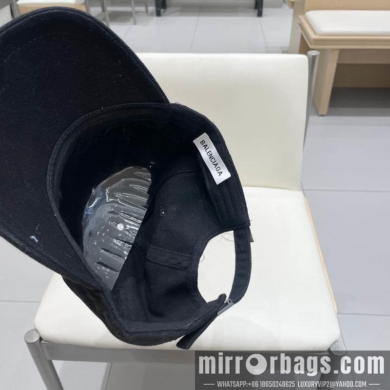Balenciaga Hat 030979