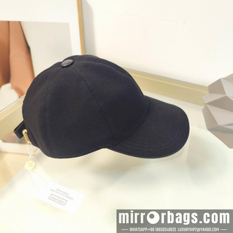 LV Hat dx111