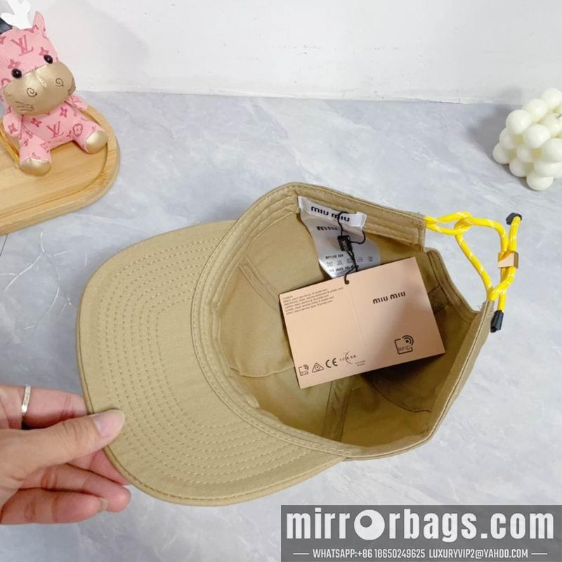 Miumiu Hat dx30
