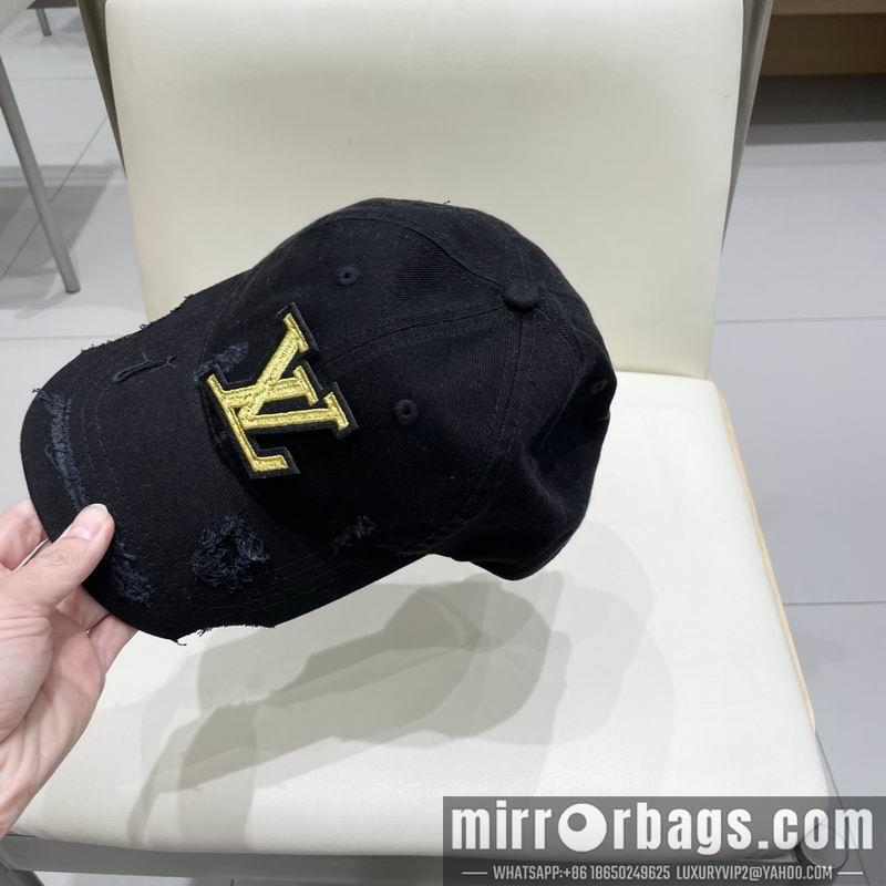 LV Hat 021004