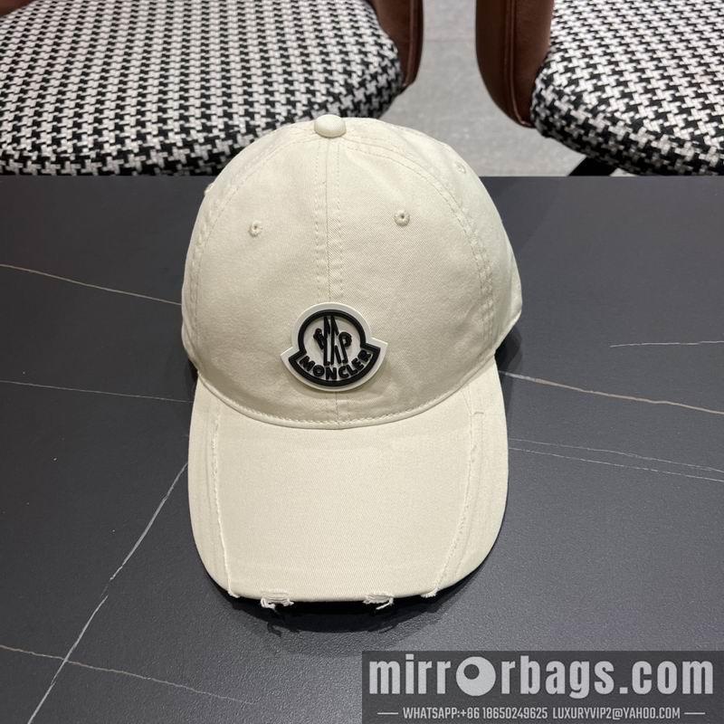 Moncler Hat 041402