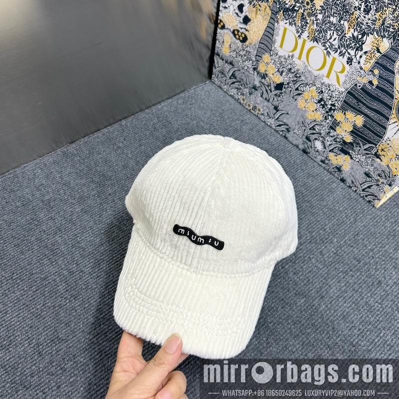 Miumiu Hat dx78