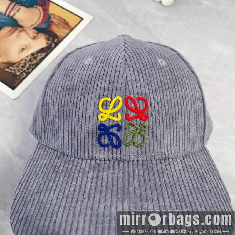 Loewe Hat dx15