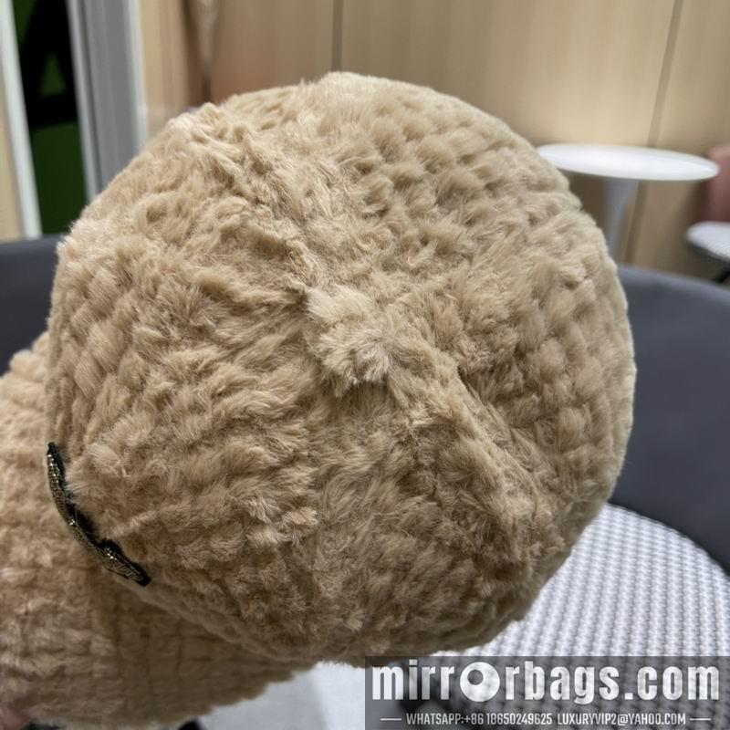 LV Hat 102801