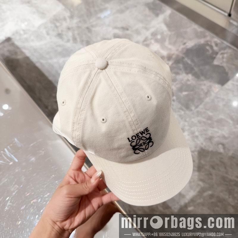 Loewe Hat dx56