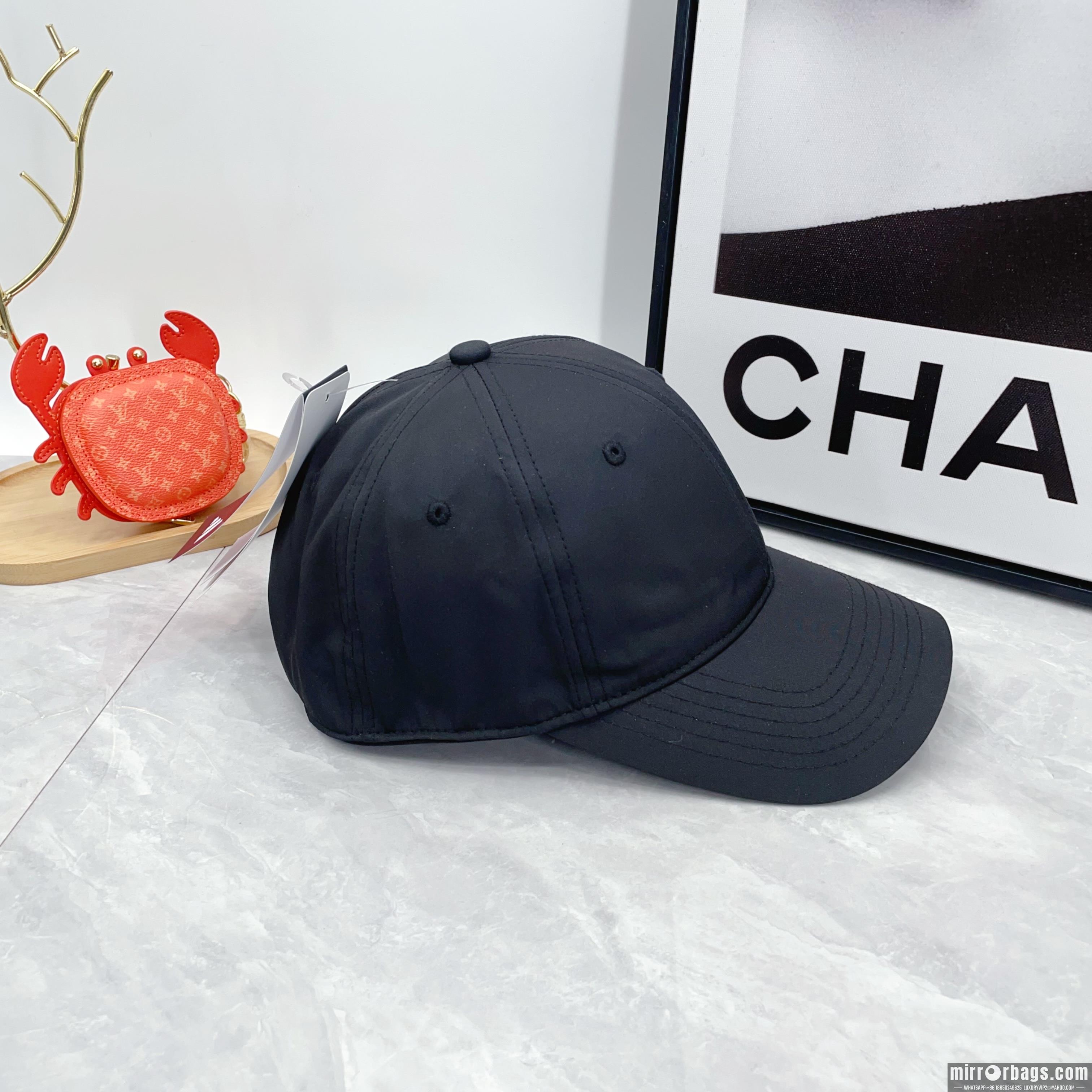 Adidas Hat dx03