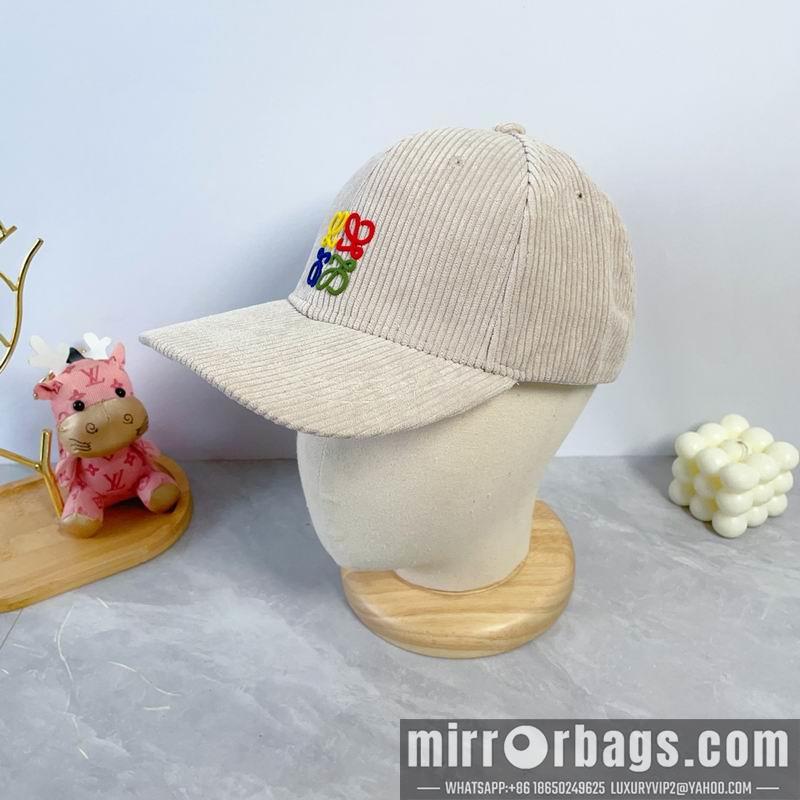Loewe Hat dx15