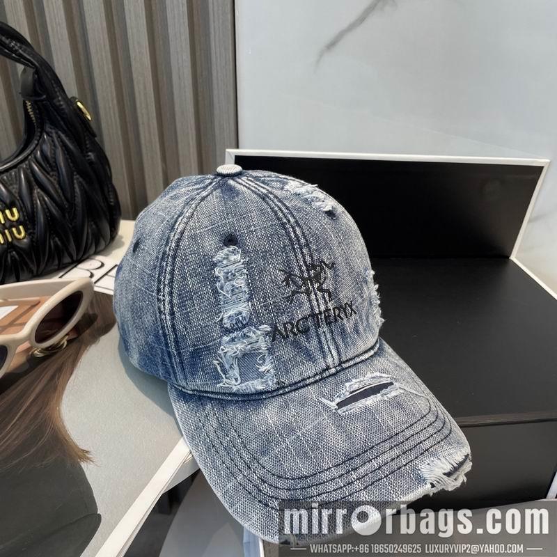 Arcteryx Hat dx18