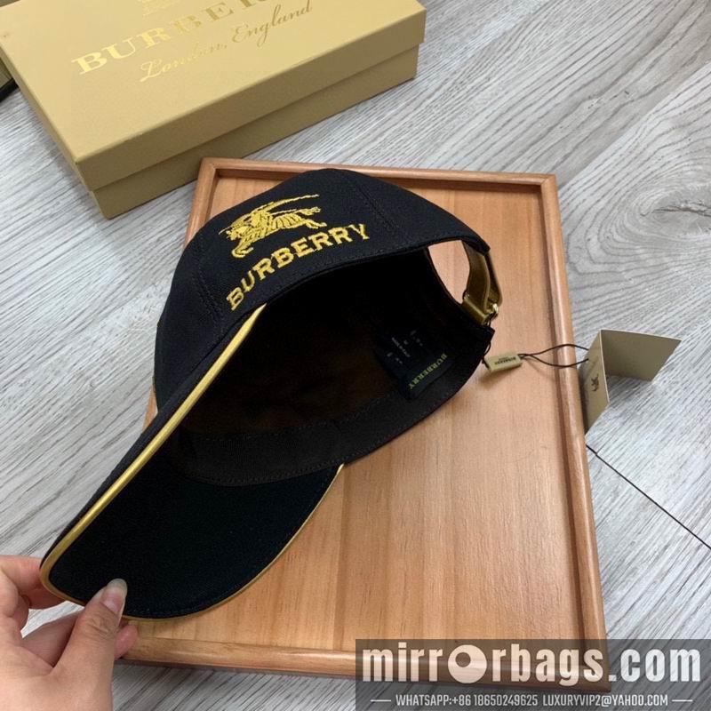 Burberry Hat31