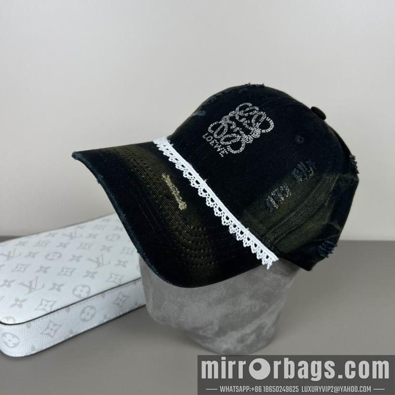 Loewe Hat dx46