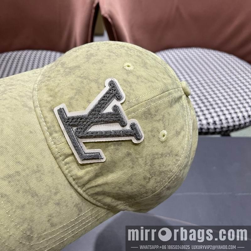 LV Hat 040204