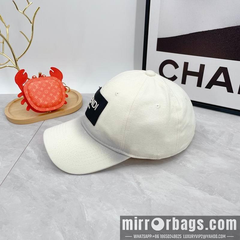 Fendi Hat dx70