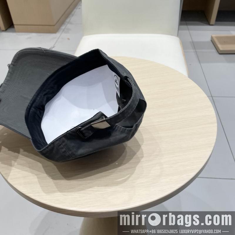 Dior Hat 040201