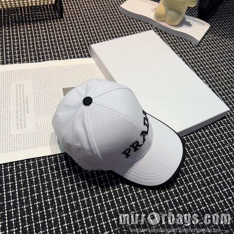 Prada Hat 042605