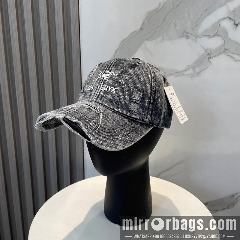 Arcteryx Hat dx18