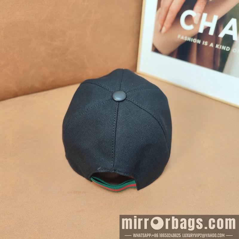 Gucci Hat dx13