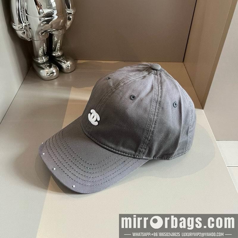 Chanel Hat dx38