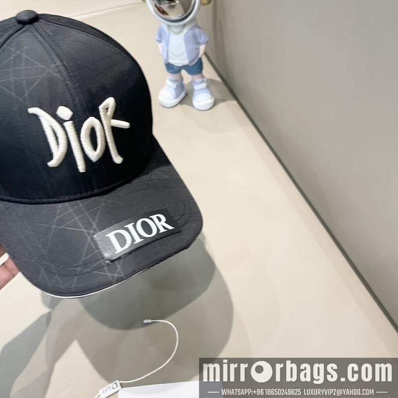 Dior Hat 072801