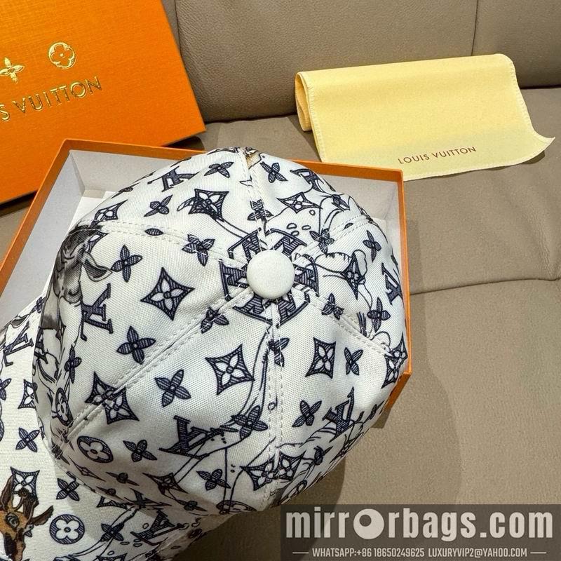 Gucci Hat dx150