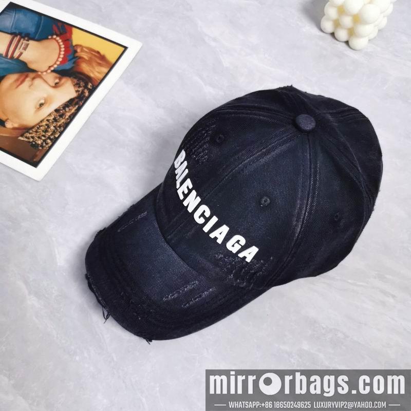 Balenciaga Hat dx34