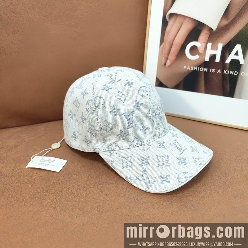 LV Hat dx80