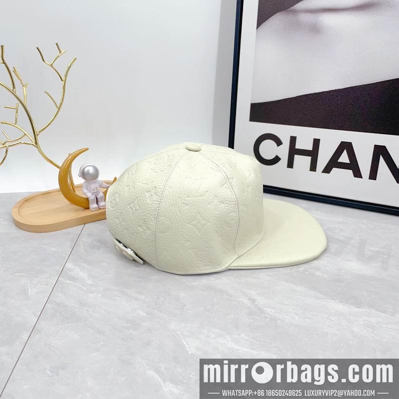 LV Hat dx155