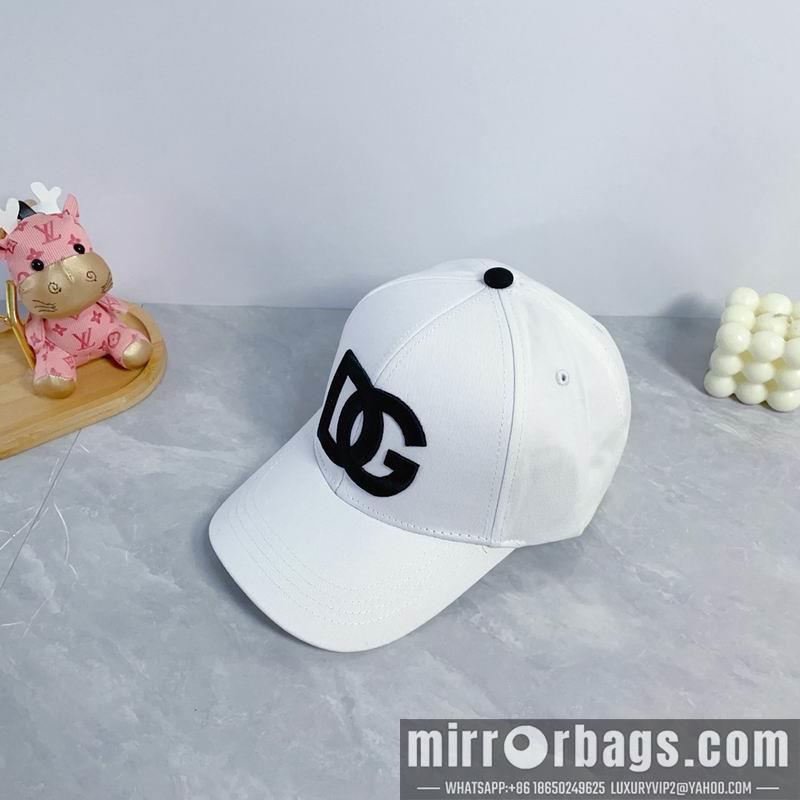 DG Hat dx16