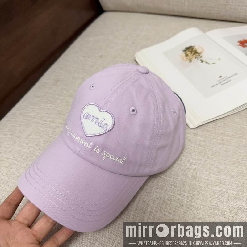 Emis Hat dx06