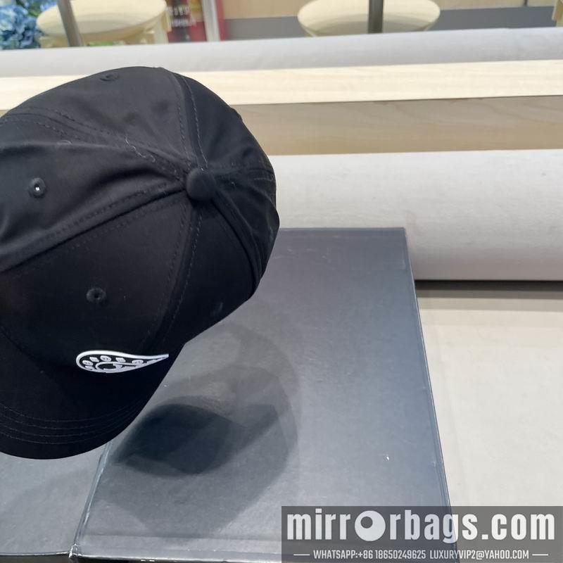LV Hat 041406