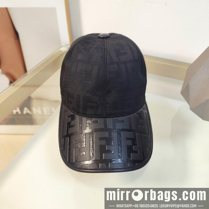 Fendi Hat dx70