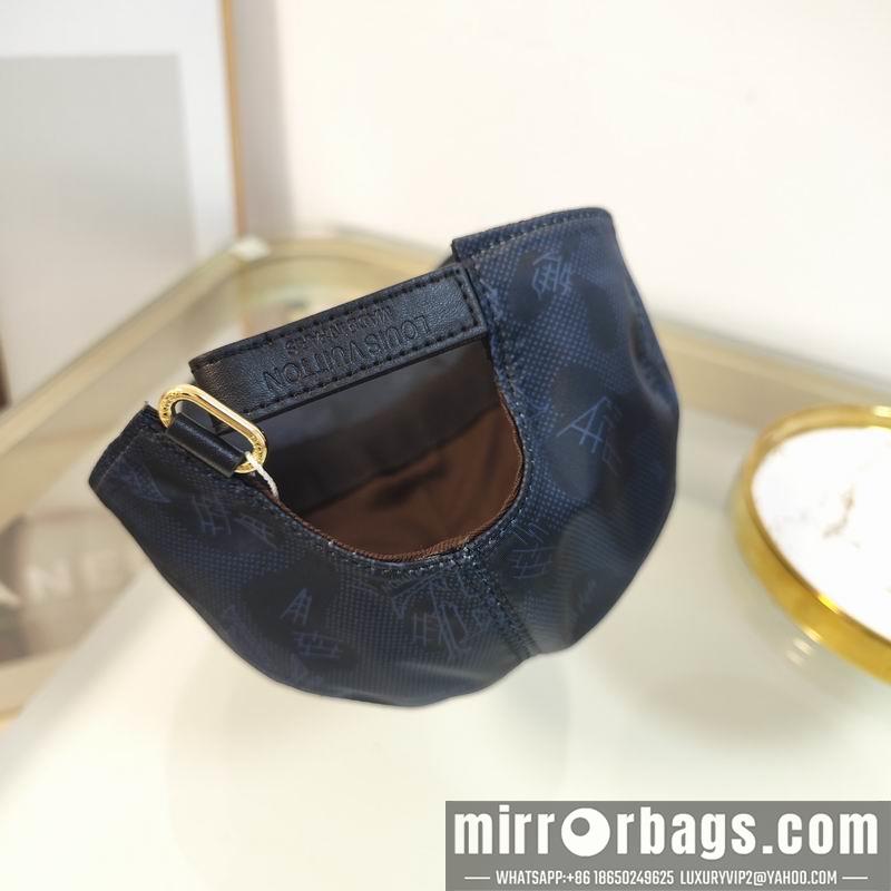 LV Hat dx138