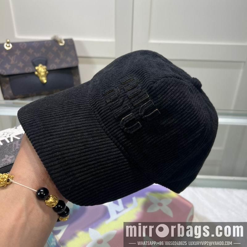 Miumiu Hat dx87